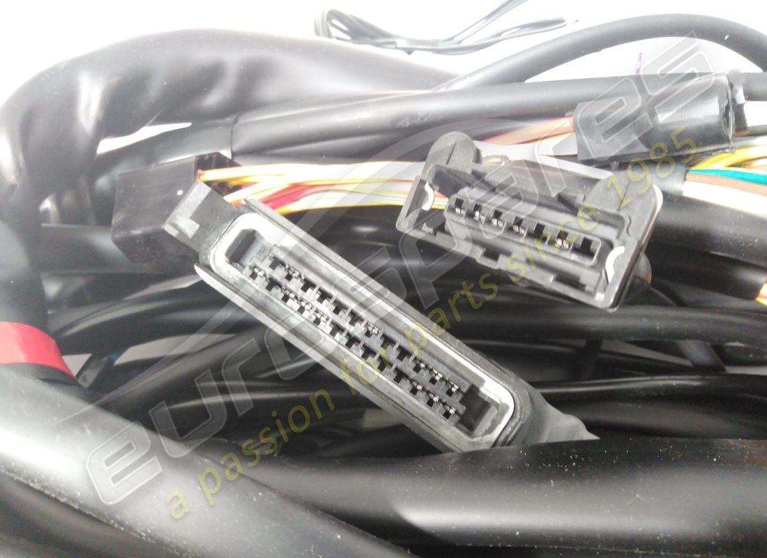 nouveaux câbles ferrari pour moteur. numéro de pièce 132324 (3)