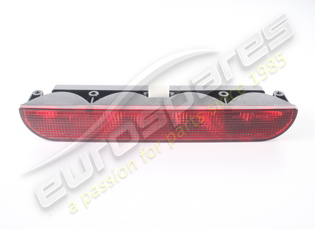 nouveau maserati feu stop centr. sur par. arrière. numéro de pièce 373100132 (1)