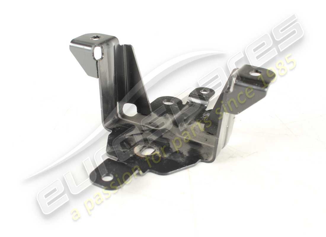 USED FERRARI BRIDGE FASTENER BRACKET. PART NUMBER 86153300 (3) used ferrari bridge fastener bracket. part number 86153300 (3)