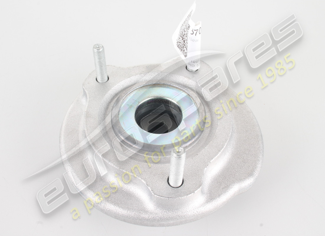 nouveau support supérieur maserati. numéro de pièce 670034710 (1)