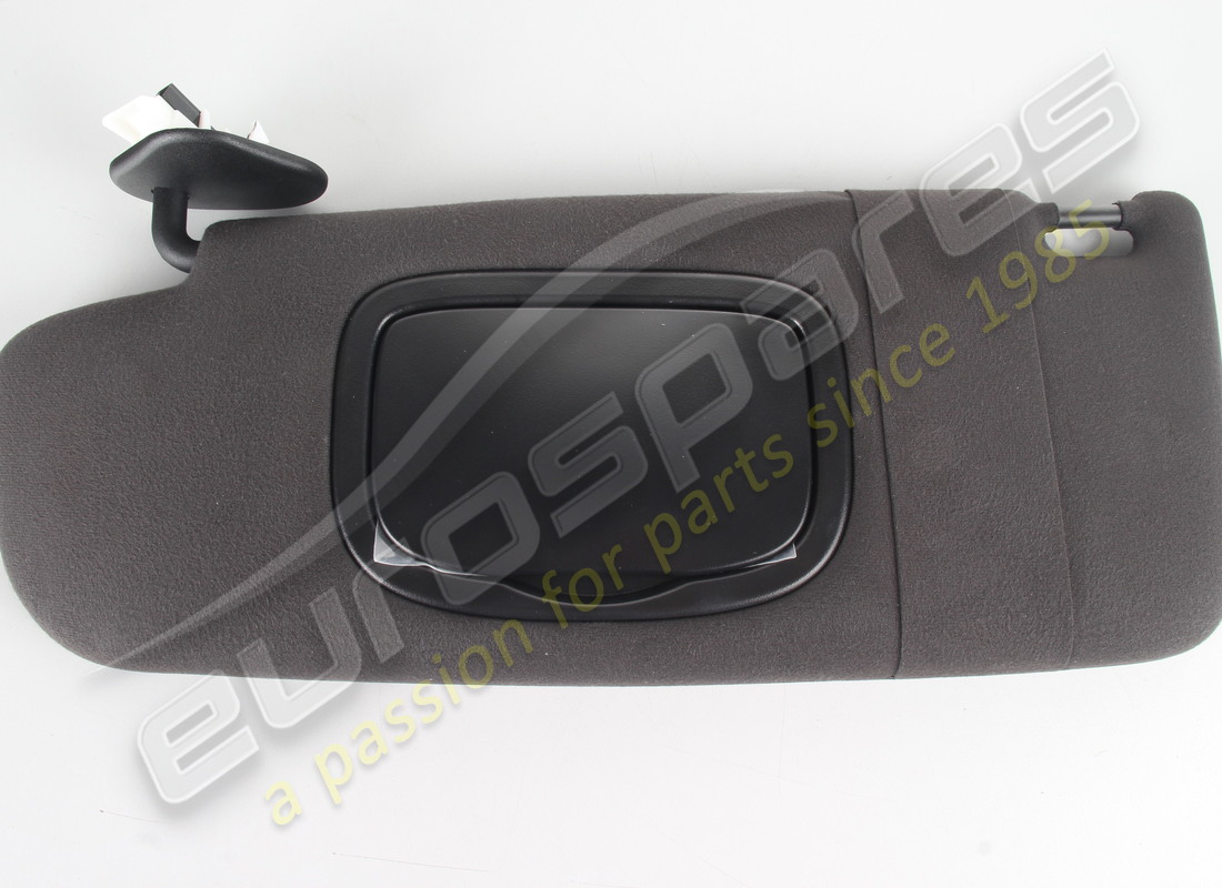 nouveau maserati riparo sole sx complet nero. numéro de pièce 670026841 (1)