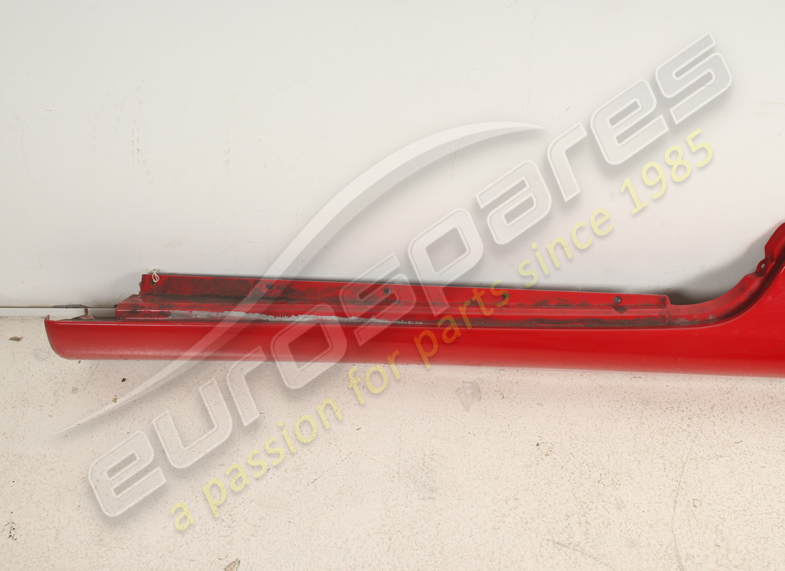 utilisé ferrari revêtement sous-porte lh. numéro de pièce 66099510 (11)