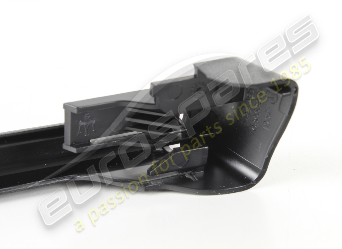 nouveau maserati revêtement de siège avant gauche. numéro de pièce 80669600 (4)