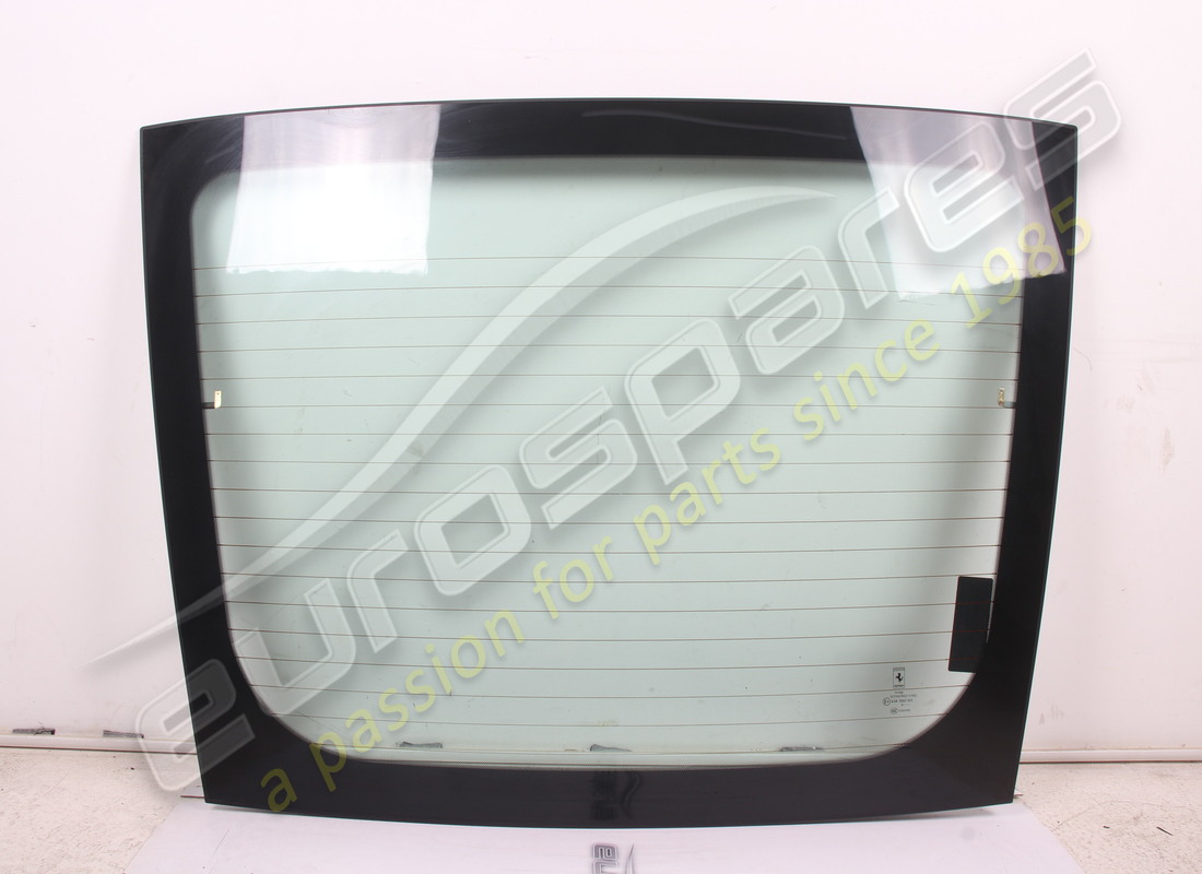 USED FERRARI COMPLETE REAR SCREEN . PART NUMBER 762704 (1)