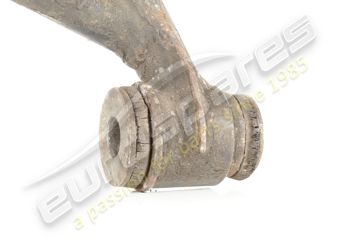 LEVIER INFÉRIEUR ARRIÈRE D'OCCASION FERRARI. RÉFÉRENCE 124304 (3) levier inférieur arrière d'occasion ferrari. référence 124304 (3)