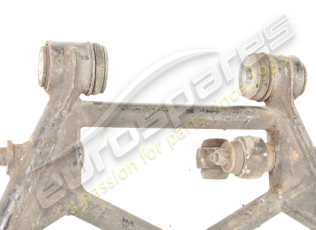 LEVIER INFÉRIEUR ARRIÈRE D'OCCASION FERRARI. RÉFÉRENCE 124304 (4) levier inférieur arrière d'occasion ferrari. référence 124304 (4)