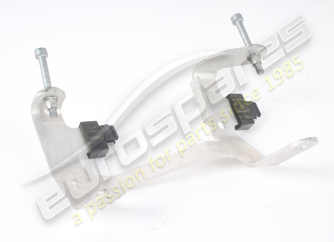 UTILISÉ Ferrari SUPPORT . NUMÉRO DE PIÈCE 259178 (1)