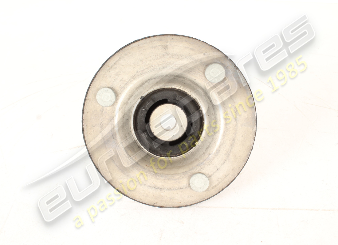 nouveau support d'amortisseur porsche. numéro de pièce 98133305901 (1)