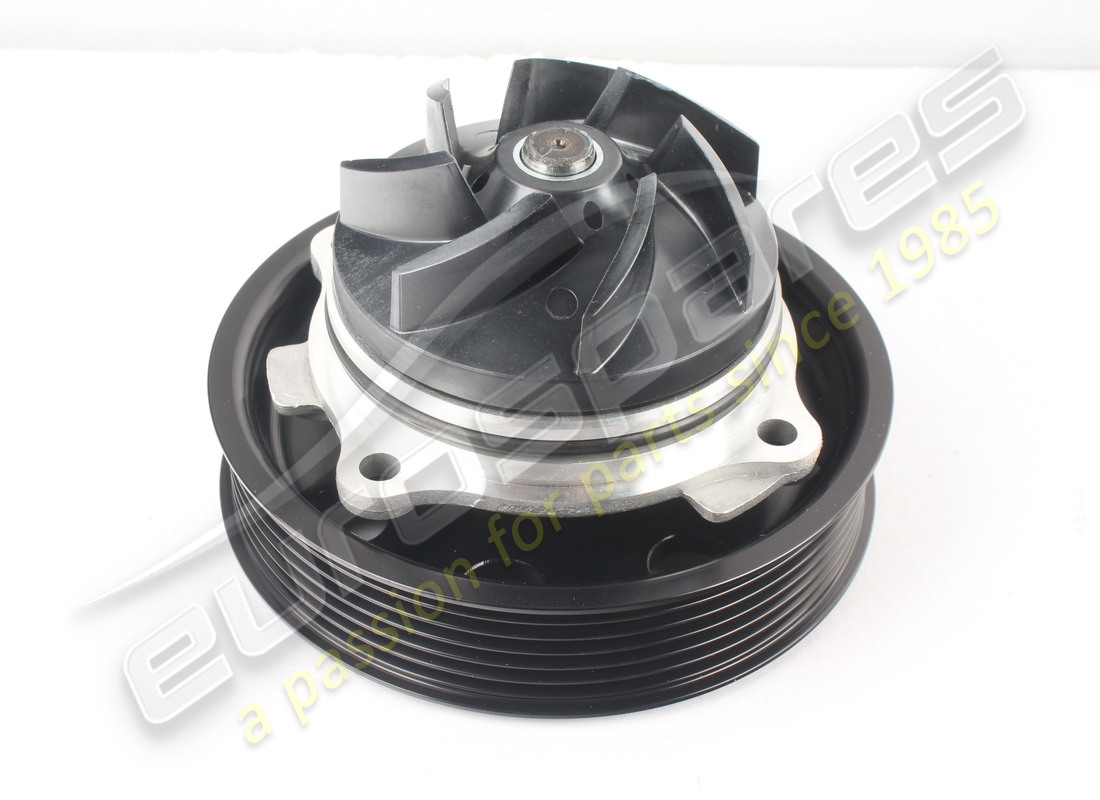 nouvelle pompe à eau ferrari complète. numéro de pièce 918319 (4)