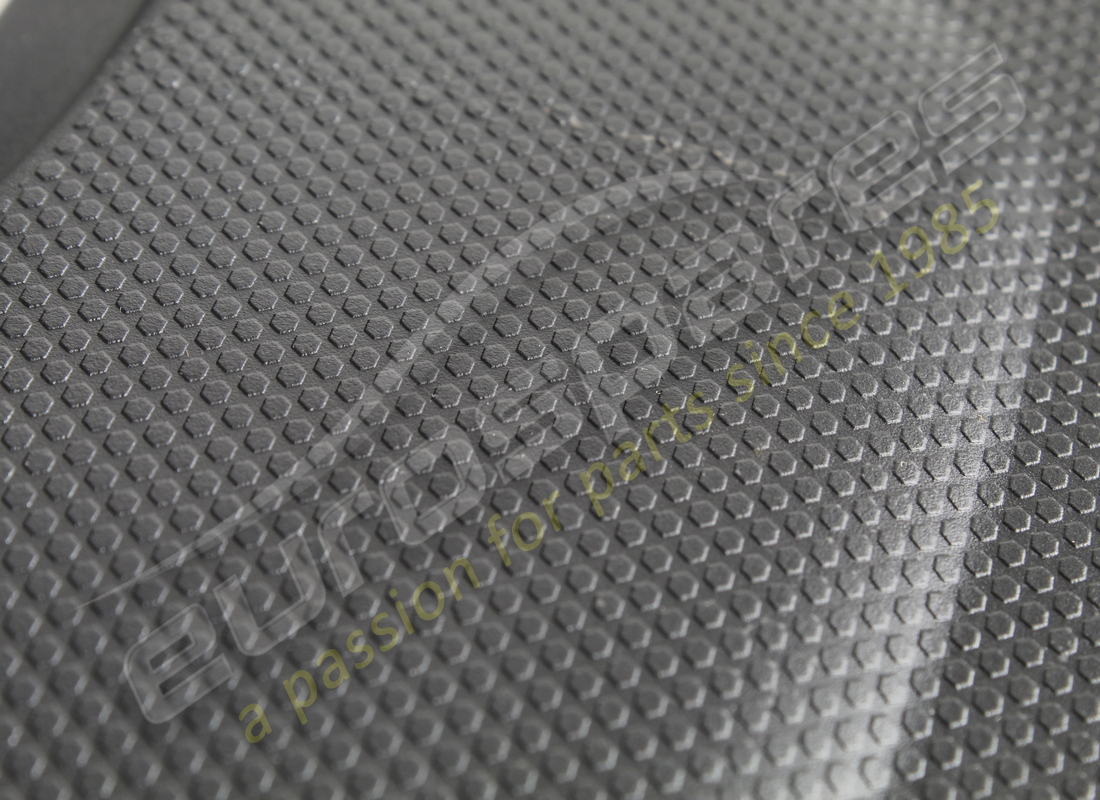 NOUVELLE COUVERTURE LAMBORGHINI. NUMÉRO DE PIÈCE 4T0821170E (5) nouvelle couverture lamborghini. numéro de pièce 4t0821170e (5)