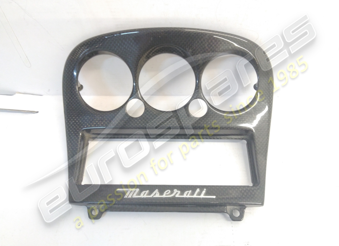 UTILISÉ Maserati CONSOLE CENTRALE . NUMÉRO DE PIÈCE 68325400 (1)