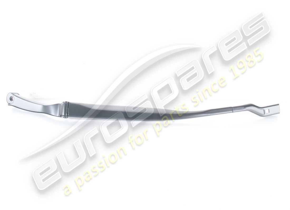 NEW MASERATI LHD PILOT SIDE WINDSHIELD WI. PART NUMBER 670007562 (1) new maserati lhd pilot side windshield wi. part number 670007562 (1)