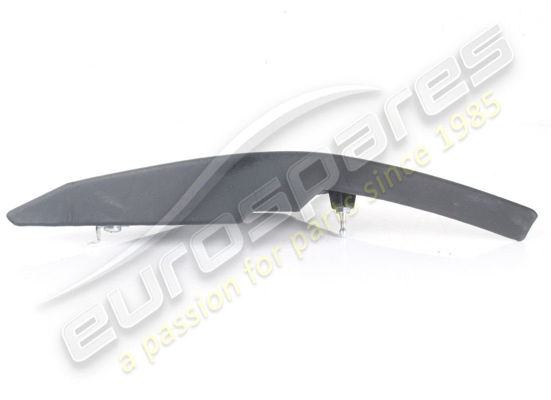 COUVERCLE DE MONTANT INFÉRIEUR DROIT D'OCCASION FERRARI. NUMÉRO DE PIÈCE 840031.. (3) couvercle de montant inférieur droit d'occasion ferrari. numéro de pièce 840031.. (3)