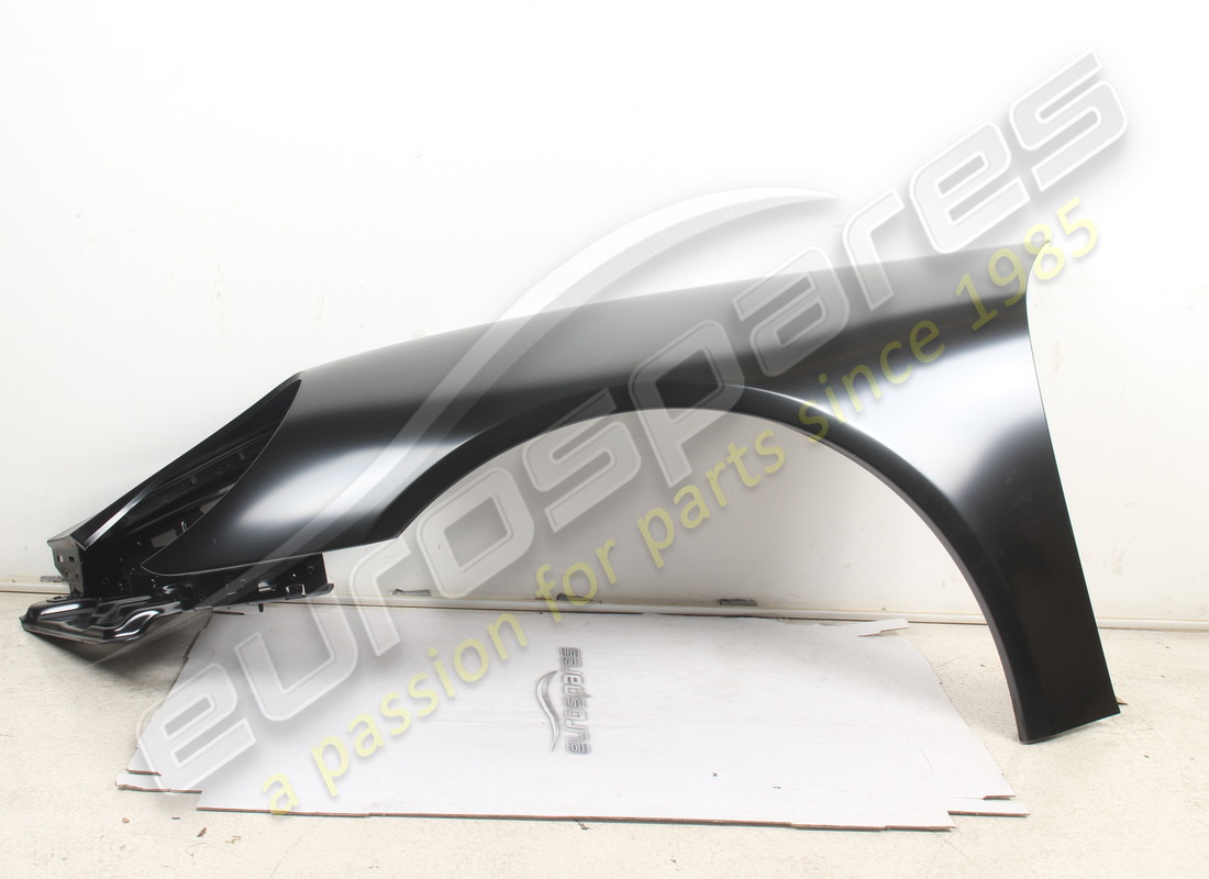 aile gauche neuve porsche avec apprêt. numéro de pièce 99150303100grv (2)