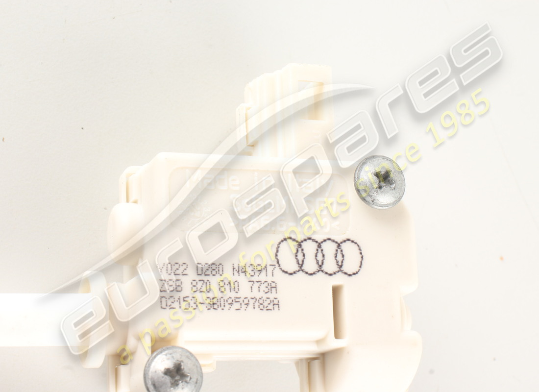 nouveau moteur lamborghini. numéro de pièce 8z0810773a (3)