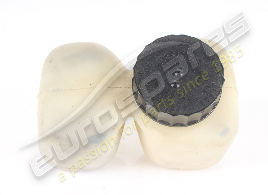 Ferrari RÉSERVOIR DE LIQUIDE DE FREIN UTILISÉ. NUMÉRO DE PIÈCE 106624 (1) Ferrari RÉSERVOIR DE LIQUIDE DE FREIN UTILISÉ. NUMÉRO DE PIÈCE 106624 (1)