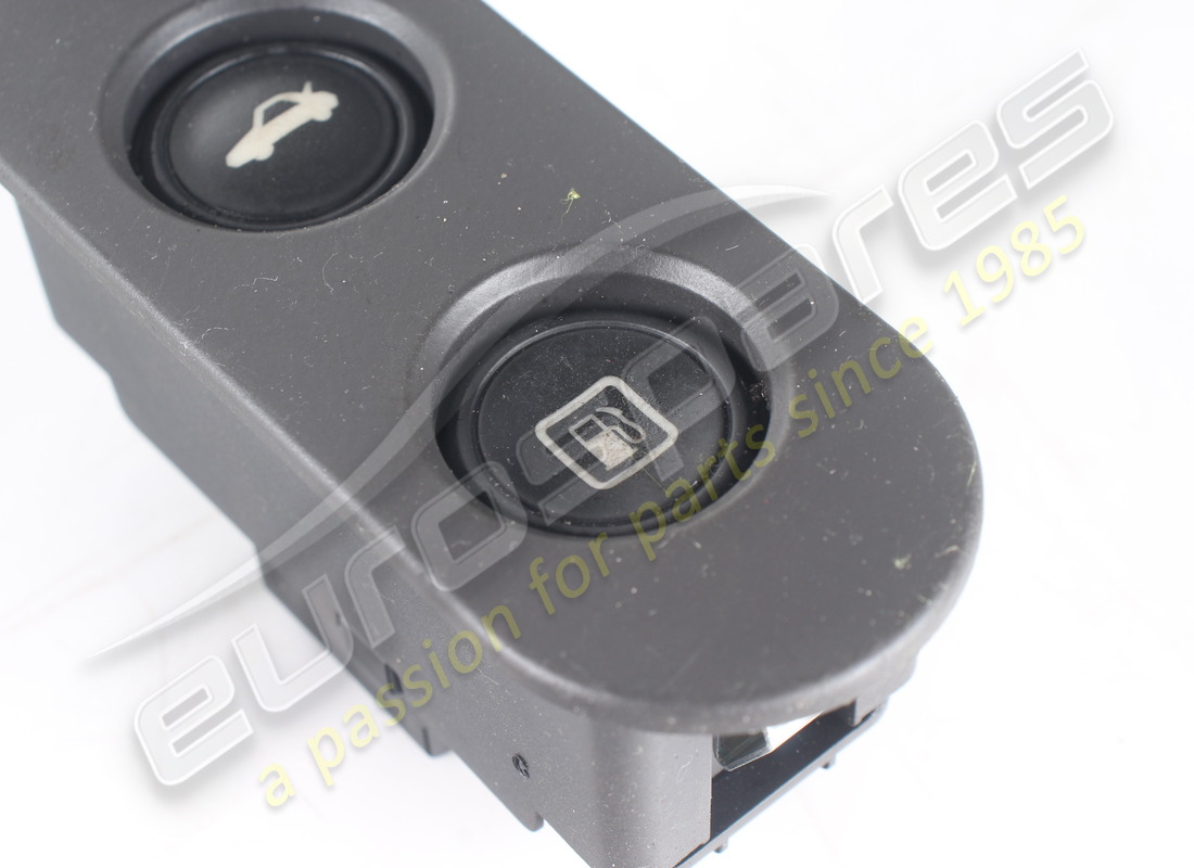 capot de coffre et trappe de réservoir de carburant d'occasion ferrari numéro de pièce relatif 72676419 (3)