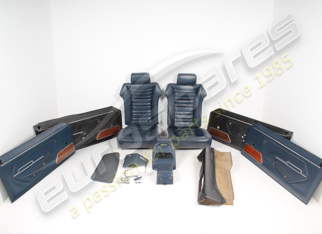 utilisé lamborghini intérieur complet en bleu. numéro de pièce 001147539 (2)