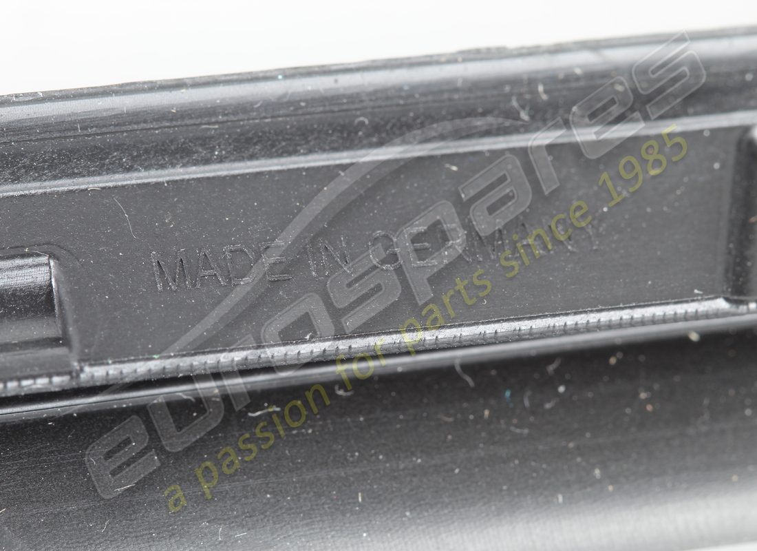 NOUVEAU LAMBORGHINI RÉCUPÉRATION D'EAU. NUMÉRO DE PIÈCE 4ML854327 (4) nouveau lamborghini récupération d'eau. numéro de pièce 4ml854327 (4)