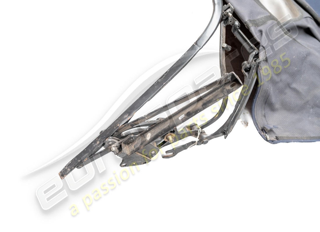 UTILISÉ FERRARI ASSEMBLAGE DE TOIT SPIDER RHD NUMÉRO DE PIÈCE 64897702 (4) utilisé ferrari assemblage de toit spider rhd numéro de pièce 64897702 (4)