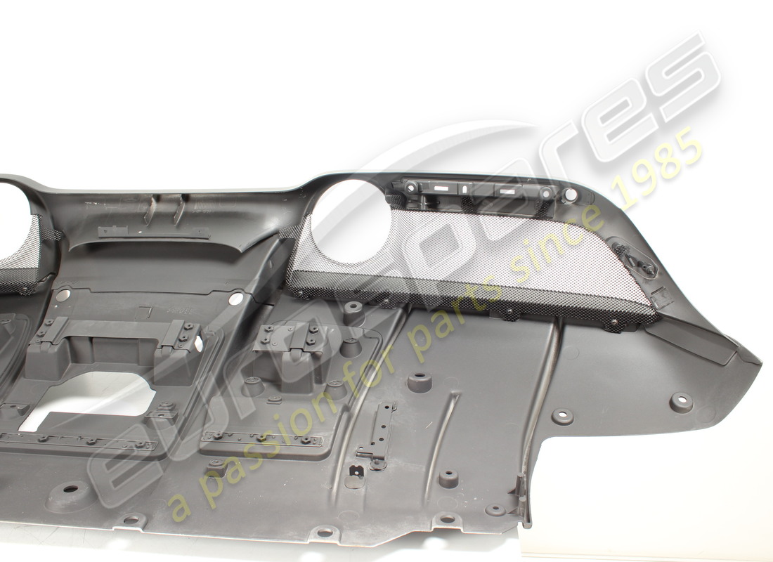 nouveau diffuseur complet ferrari. numéro de pièce 863539 (4)