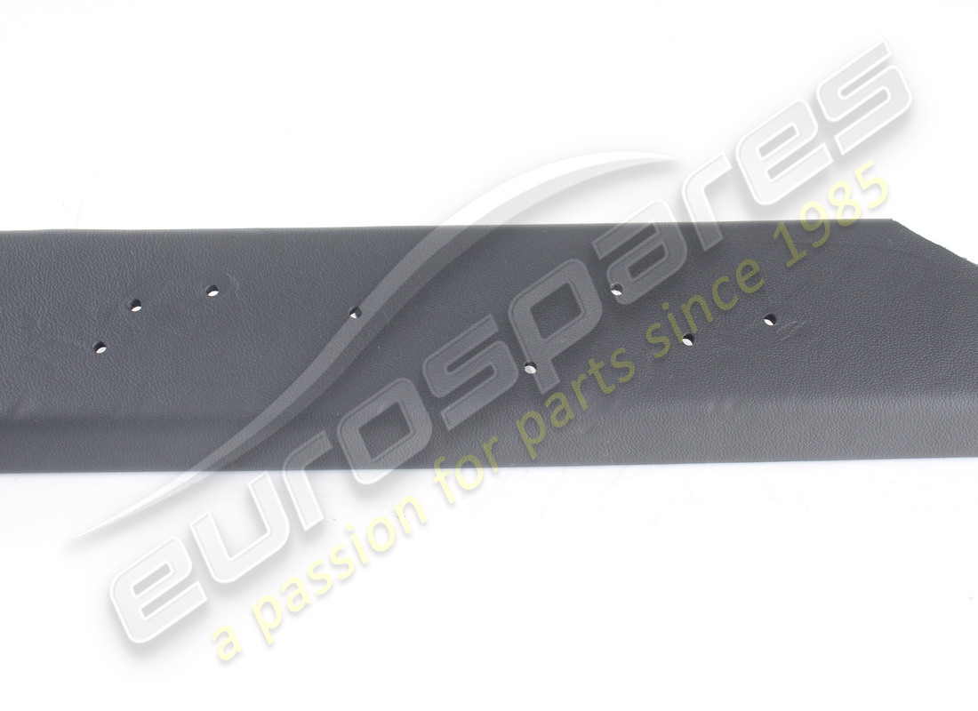 UTILISÉ LAMBORGHINI GARNITURE. NUMÉRO DE PIÈCE 4ML853242AA (3) utilisé lamborghini garniture. numéro de pièce 4ml853242aa (3)