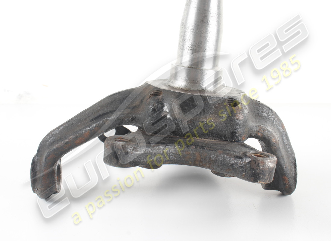 UTILISÉ LAMBORGHINI FUSÉE D'ESSIEU AVANT DROIT. NUMÉRO DE PIÈCE 005106531 (4) utilisé lamborghini fusée d'essieu avant droit. numéro de pièce 005106531 (4)