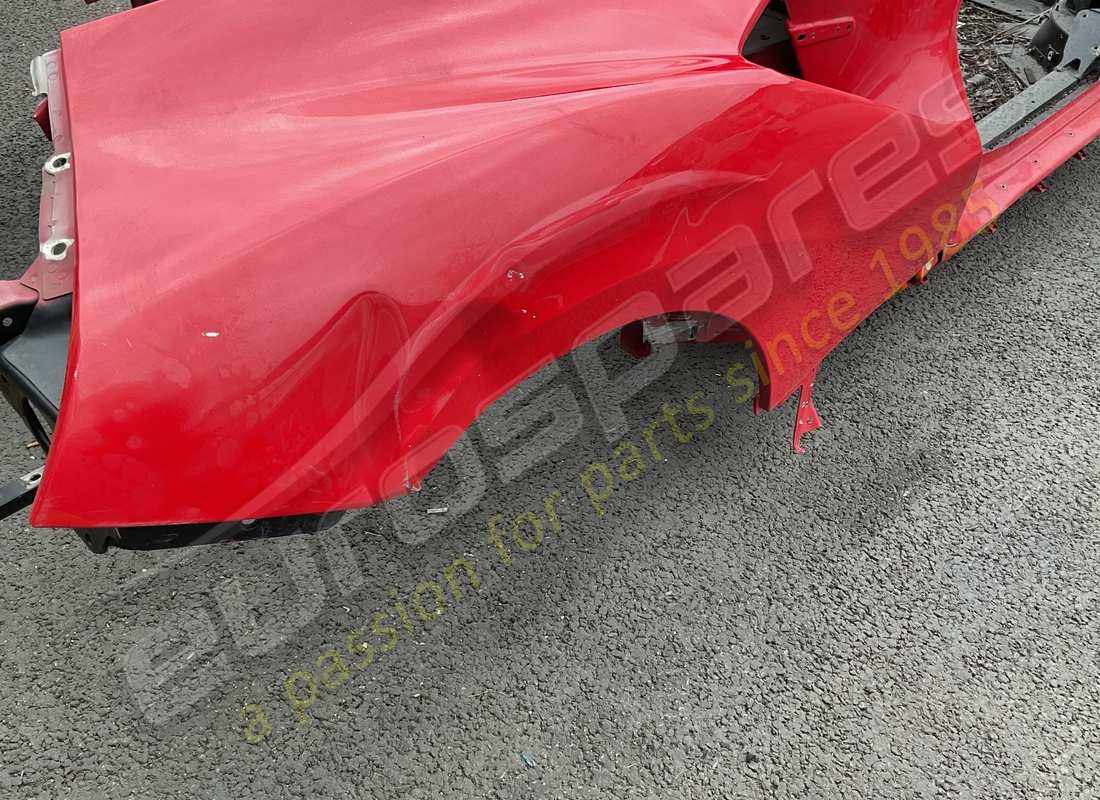 ferrari carrosserie complète utilisée. numéro de pièce 87260000 (8)