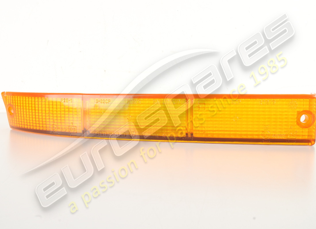 nouveau ferrari clignotant avant droit rhd numéro de pièce 61536100 (1)
