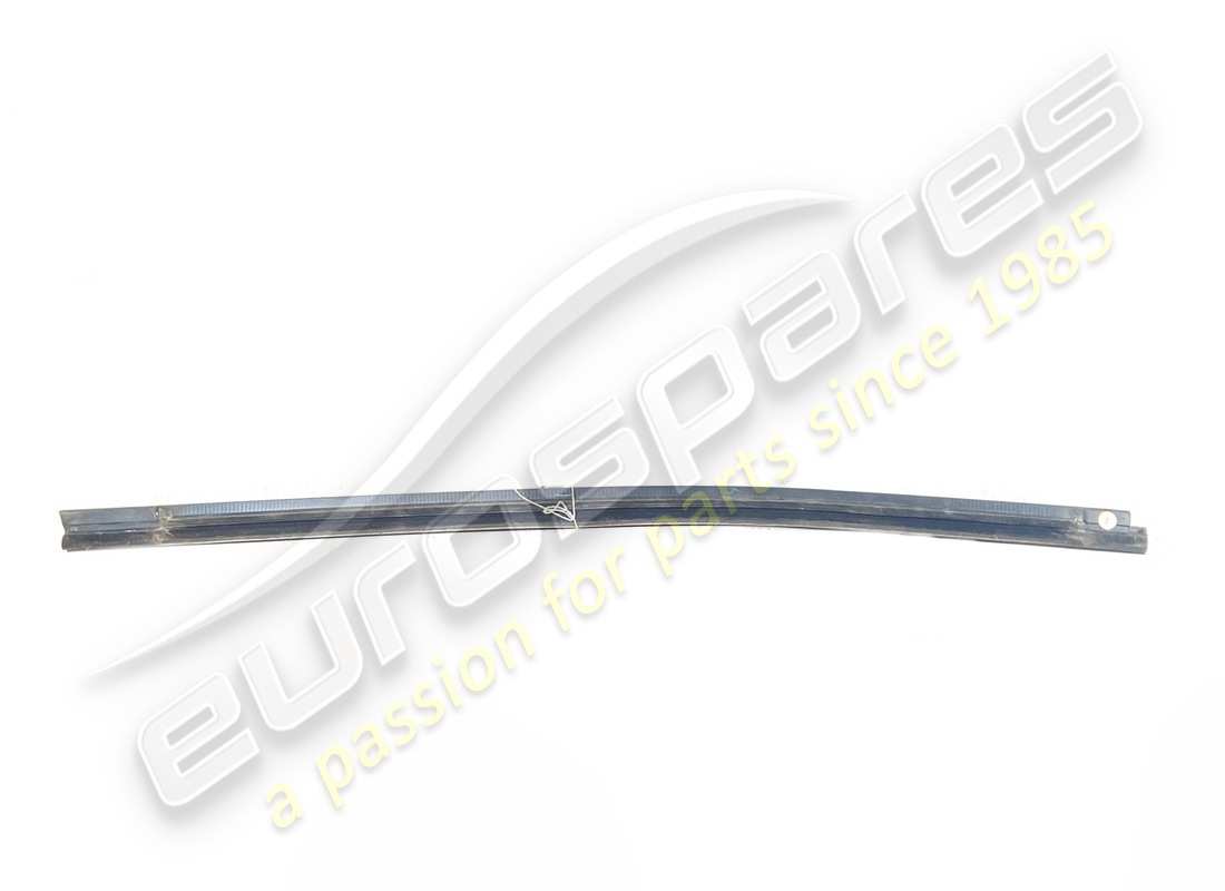 grattoir à vitre de porte arrière g d'occasion maserati g. numéro de pièce 670032885 (2)