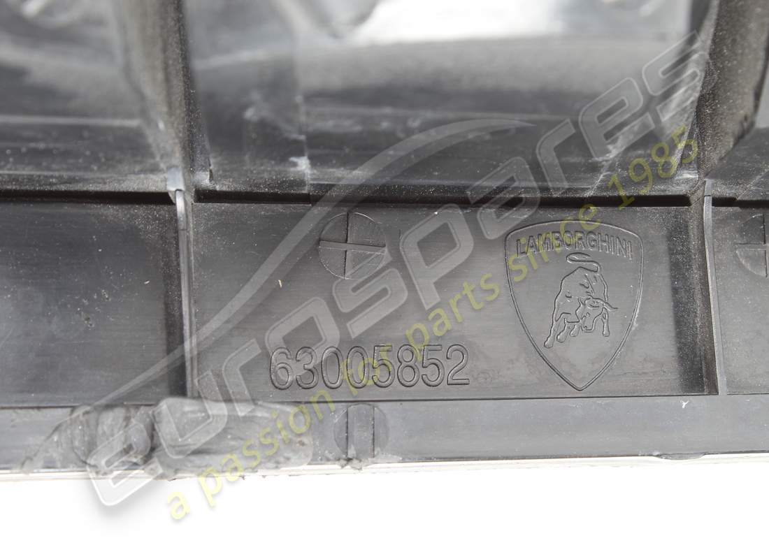 feu arrière utilisé lamborghini. numéro de pièce 410945096a (3)