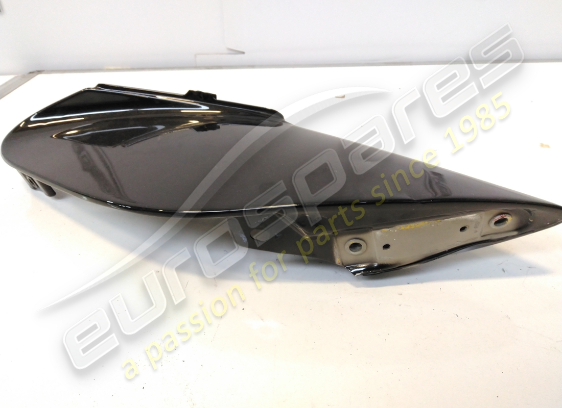 utilisé ferrari répartiteur de flux de flanque gauche. numéro de pièce 87029400 (3)