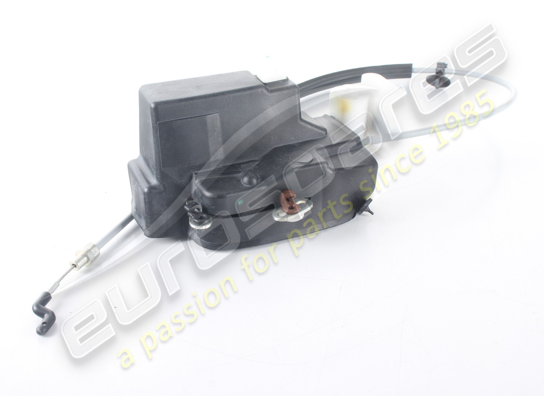 nouvelle serrure de porte droite maserati. numéro de pièce 68893300 (2)