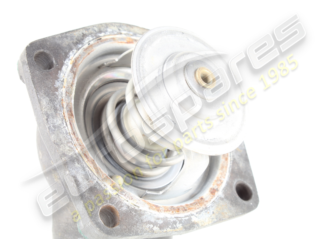 couvercle de soupape de thermostat ferrari utilisé. numéro de pièce 157565 (2)