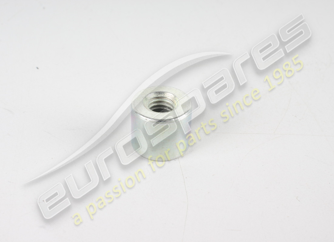écrou à tête creuse neuve porsche - m 8 - d >> - mj 1974. référence 99908500102 (2)