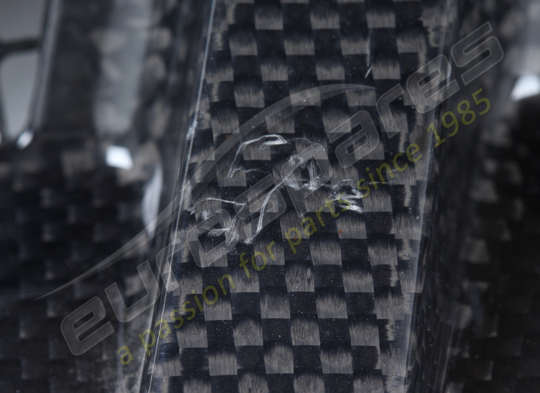 utilisé ferrari panneau avant droit - carbone pan. numéro de pièce 68600800 (10)