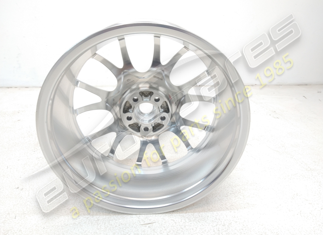 nouvelle jante de roue avant ferrari. numéro de pièce 239705 (4)