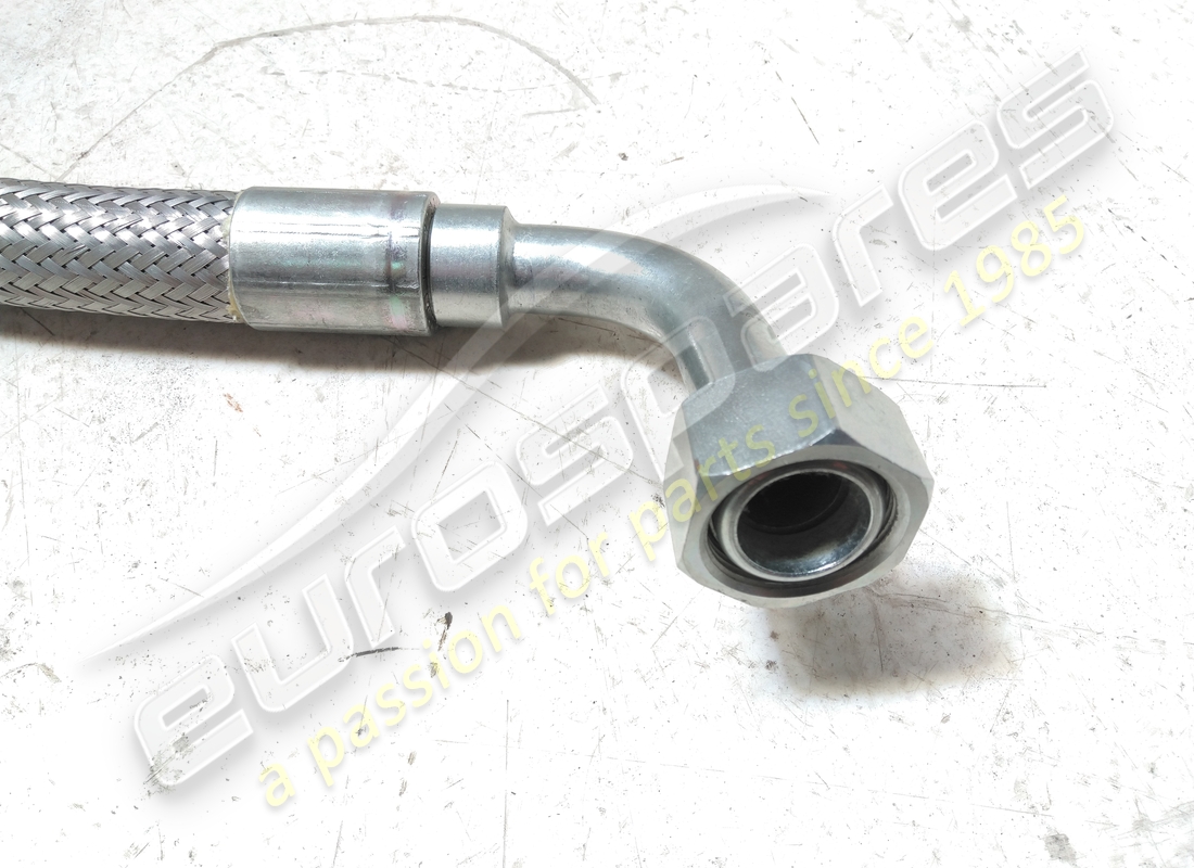 nouveau tuyau de retour d'huile moteur lamborghini. numéro de pièce 001531858 (2)