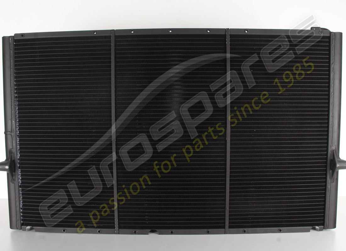nouveau radiateur à eau ferrari. numéro de pièce 227454 (1)