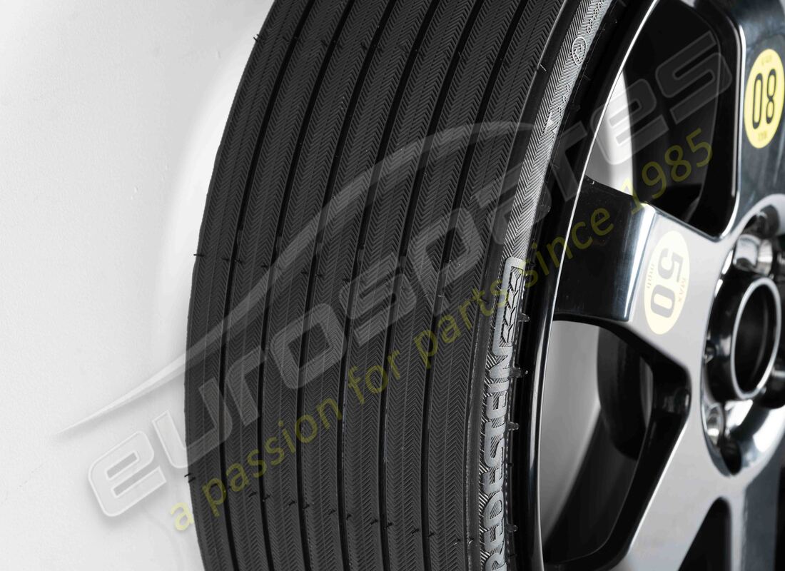 nouvelle roue de secours maserati avec pneu. numéro de pièce 181772 (4)