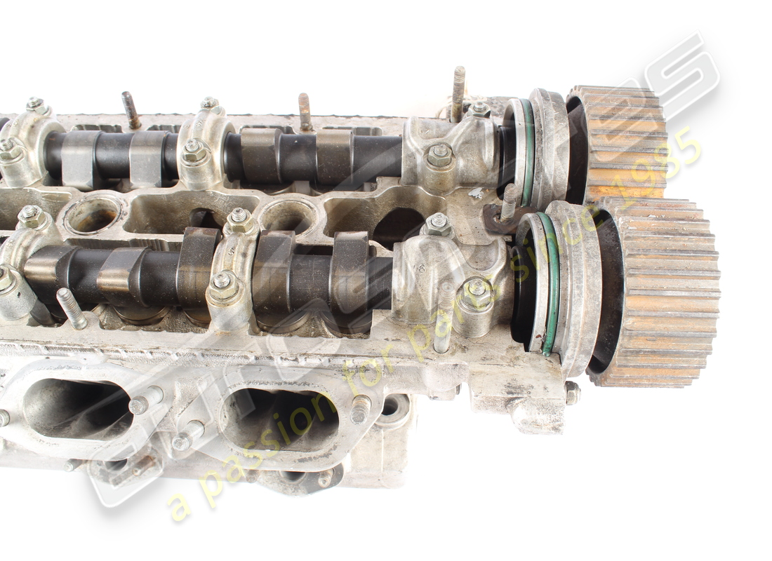 utilisé ferrari culasse gauche. numéro de pièce 154015 (5)