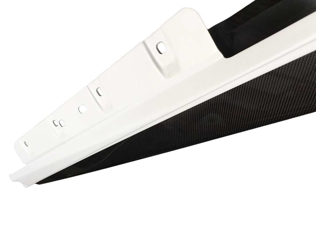 nouveau (autre) ferrari garniture sous-porte gauche complète. numéro de pièce 766055 (7)