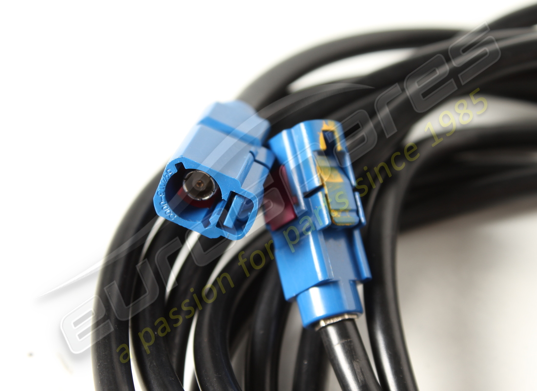 UTILISÉ Ferrari CÂBLE GPS SPLITTER/NDM. NUMÉRO DE PIÈCE 311954 (1)
