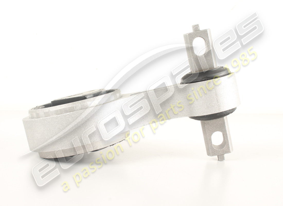 nouveau support de bielle haute maserati. numéro de pièce 670004297 (4)