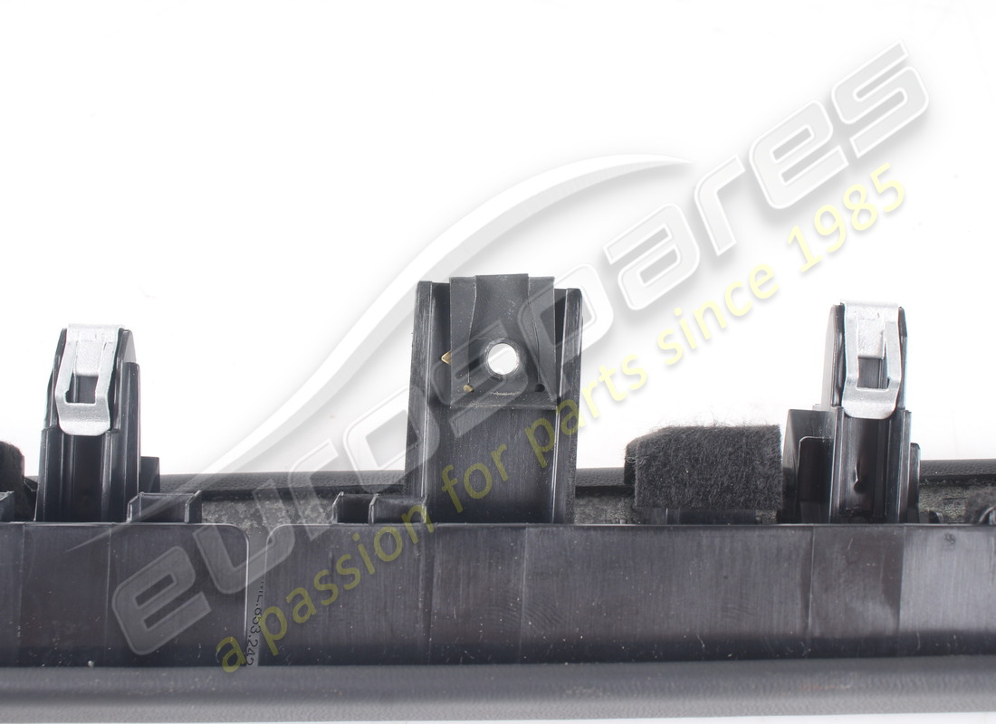 UTILISÉ LAMBORGHINI GARNITURE. NUMÉRO DE PIÈCE 4ML853242AA (4) utilisé lamborghini garniture. numéro de pièce 4ml853242aa (4)