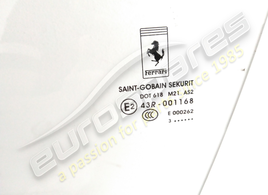 nouveau ferrari lh vitre de porte. numéro de pièce 69875500 (2)