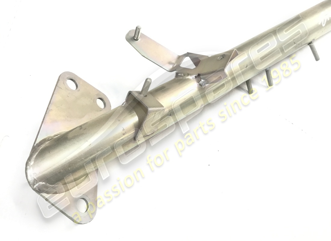 nouveau renfort diagonale ferrari gauche. numéro de pièce 985214745 (3)