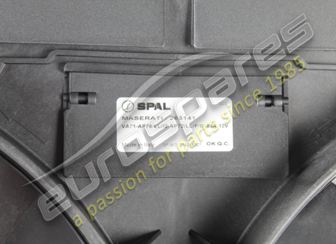 nouveau maserati ensemble complet de ventilateurs électriques. référence 263141 (4)
