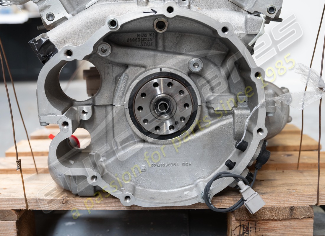 NOUVEAU MOTEUR LAMBORGHINI LP700. NUMÉRO DE PIÈCE 399900140 (7) nouveau moteur lamborghini lp700. numéro de pièce 399900140 (7)