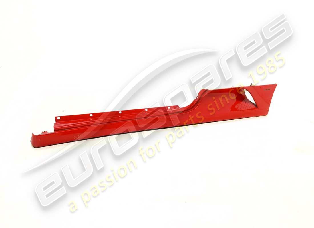 UTILISÉ Ferrari REVÊTEMENT SOUS-PORTE LH. NUMÉRO DE PIÈCE 68021110 (1)